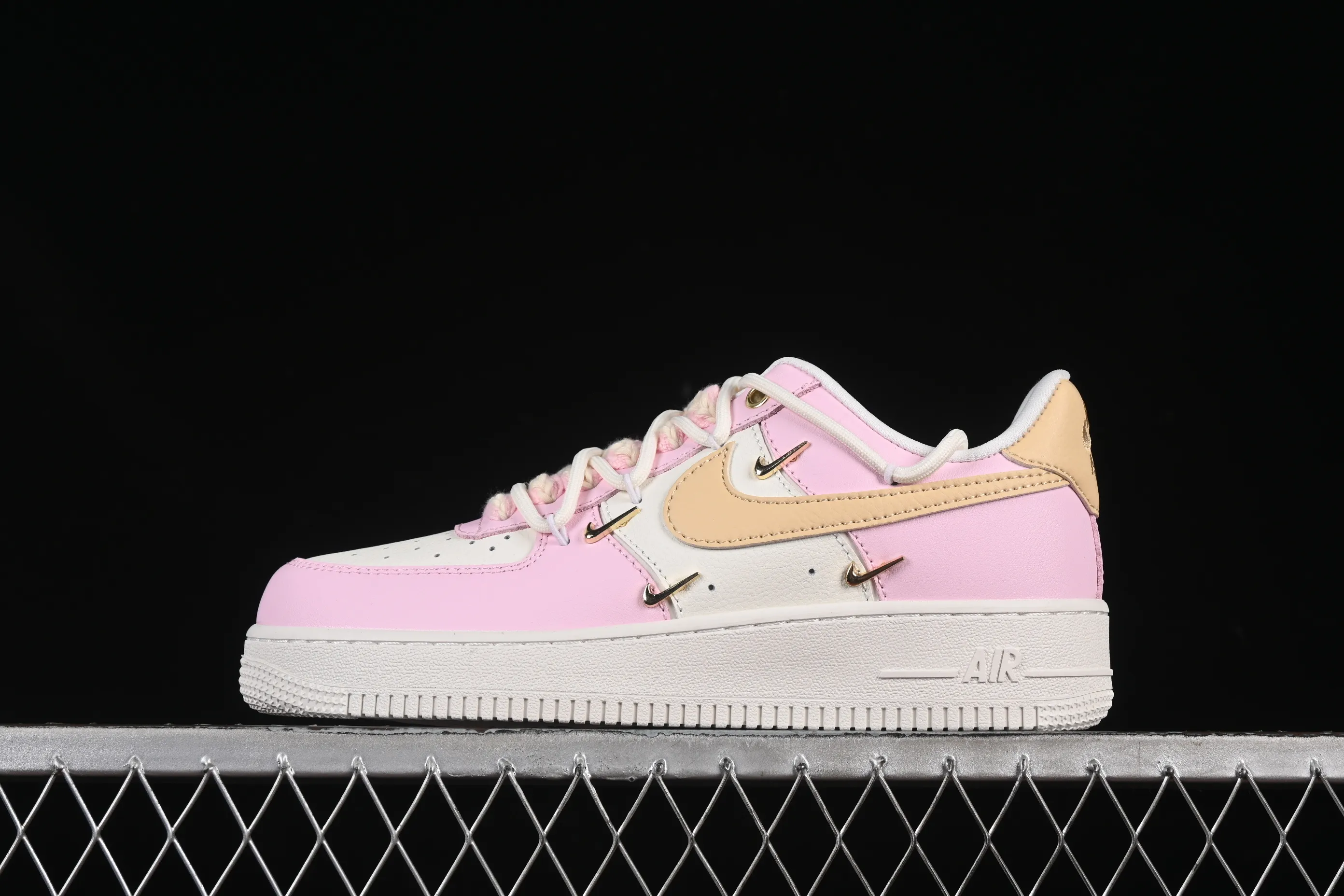All categories Nk Air Force 1 Air Force series Nk Air Force 1 Low Air Force low-top Nike Air Force 1'07 Low Pink Molasses Air Force 1 low-top casual sneakers ZB2574-600